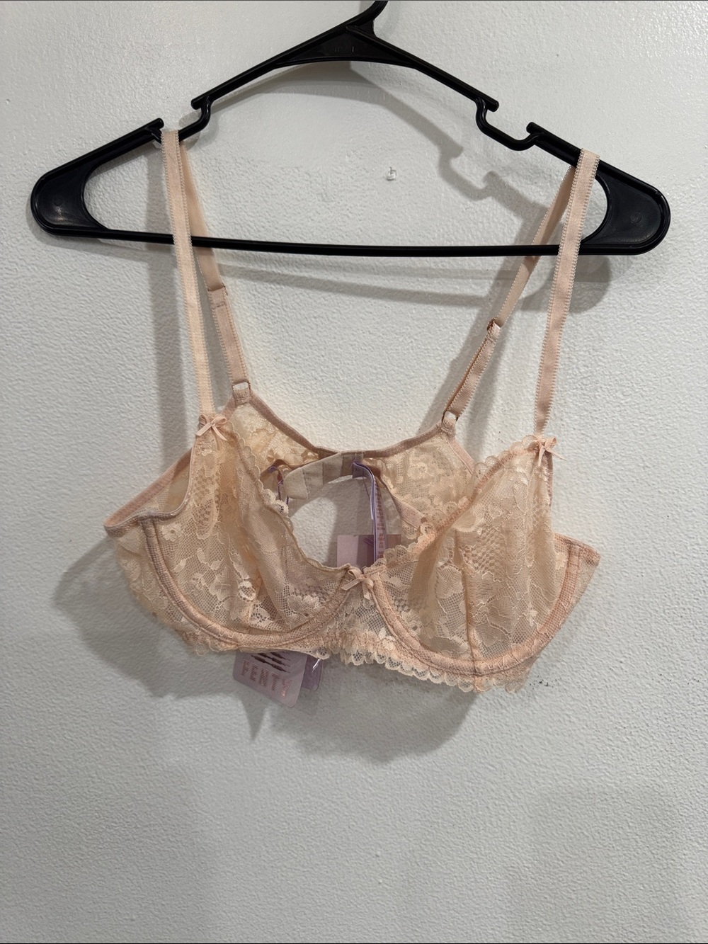 Fenty Beauty Soft Peach Lace Underwire Bra